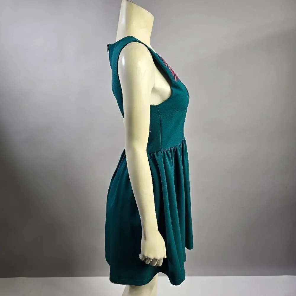 Everly medium dress R8